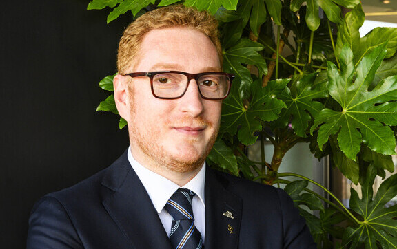 Paolo Porfidio Di Terrazza Gallia È Il Miglior Sommelier Per Identità Golose 2023