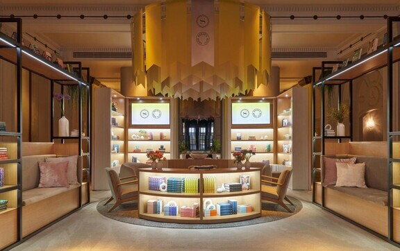 Sheraton Hotels and Hello Sunshine’s Reese’s Book Club Celebrate World Book Day with Exclusive Lobby Library Pop-up in Sheraton Grand London Park Lane
