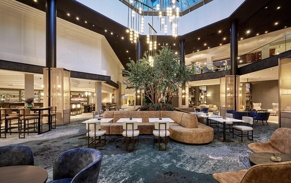 Tapas & Tunes: Afterwork in der Main Tapas Lounge im The Westin Grand Frankfurt