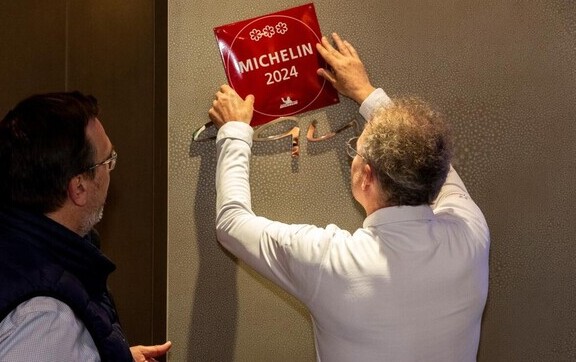 Feierliche Übergabe der Michelin-Plakette für das Gourmetrestaurant Aqua im The Ritz-Carlton, Wolfsburg
