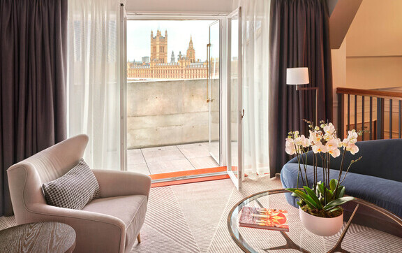 Mit einmaligem Blick auf die Themse:  35 neue Zimmer und Suiten im London Marriott Hotel County Hall 