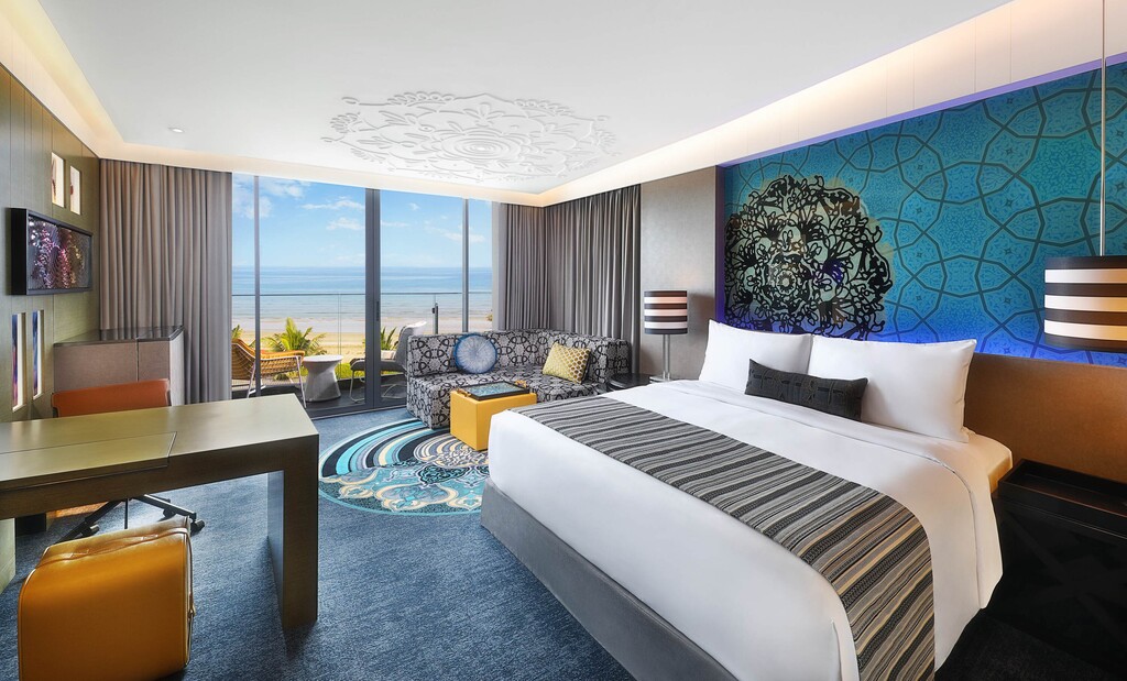 W Muscat - King Fabulous Guest Room