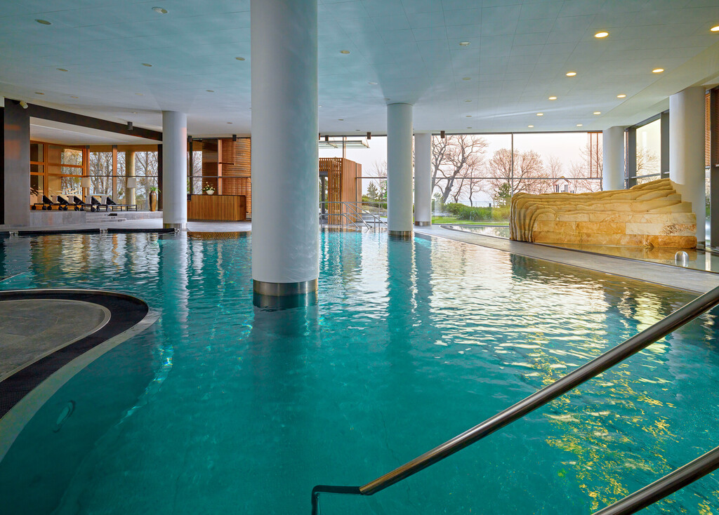 sopot-marriott-resort-and-spa-indoor-pool