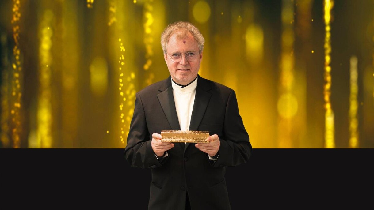2024 10 European Hotel Awards 2024 Sven Elverfeld © Daniel Bottlaender