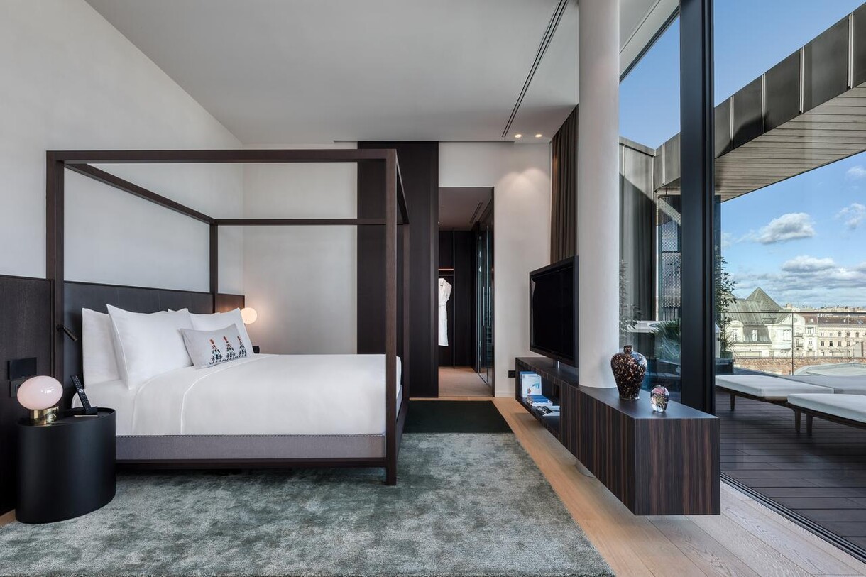 Dorothea Hotel, Budapest, Autograph Collection - Presidential Suite Bedroom