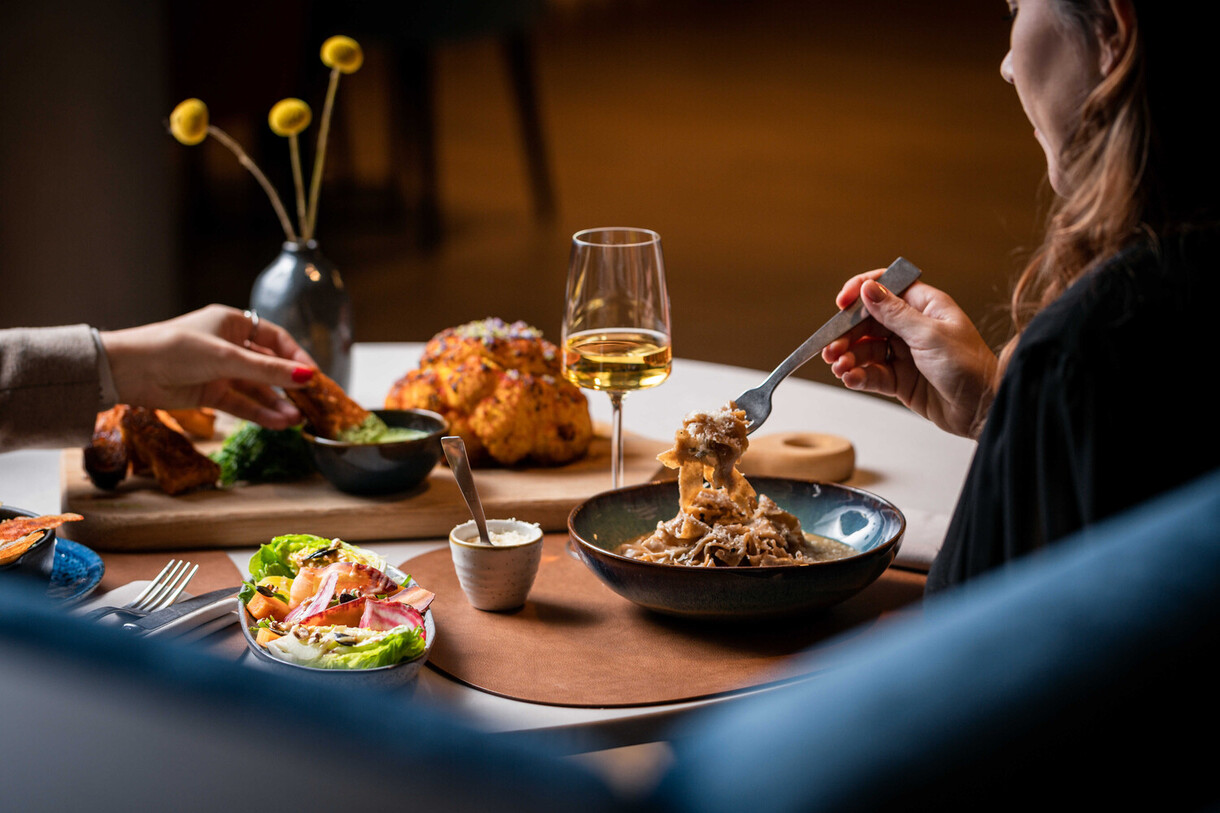 Geneva Marriott Hotel - Moments Restaurant