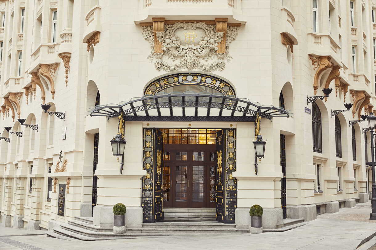 The Palace, a Luxury Collection Hotel, Madrid - Entrance