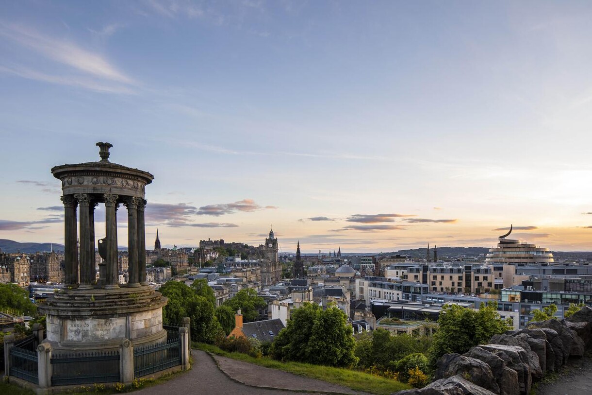W Edinburgh - City Views (1)