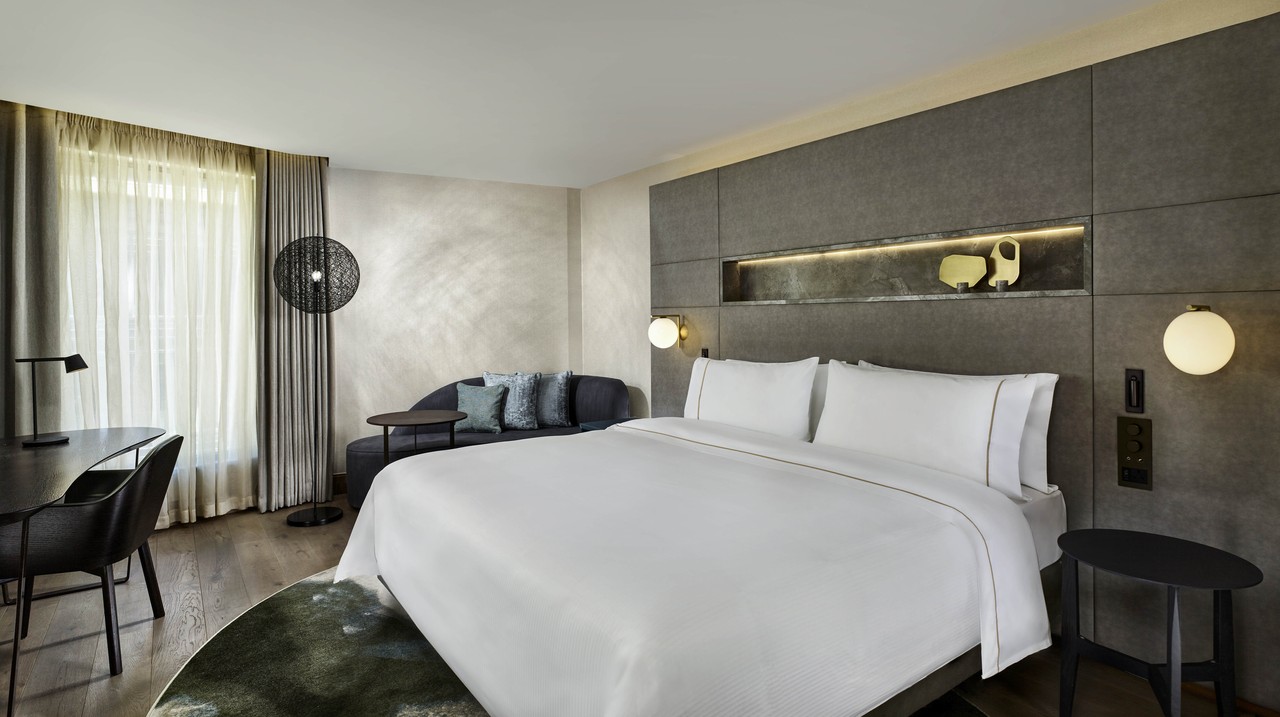 The Westin London City - Guestroom (2)
