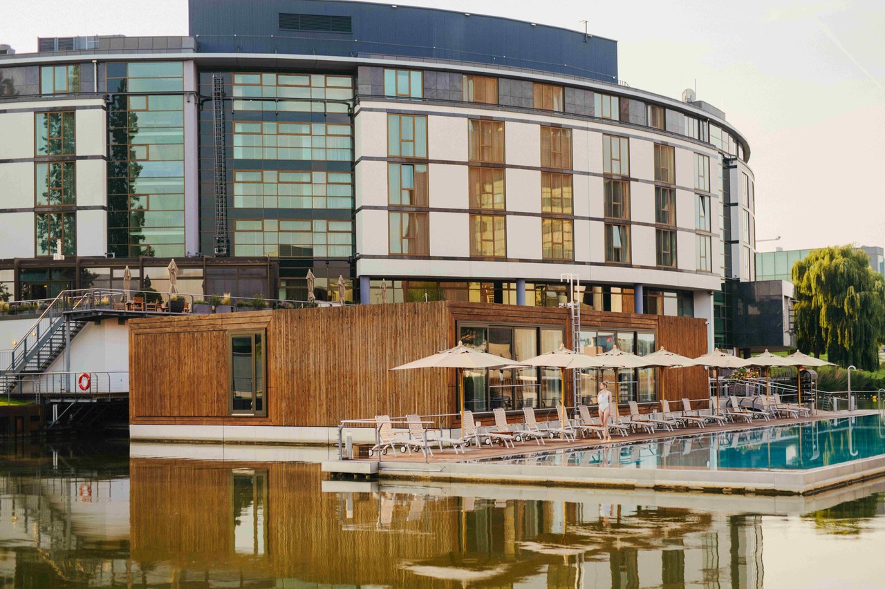 The Ritz-Carlton Wolfsburg Außenfassade (c) Marriott International