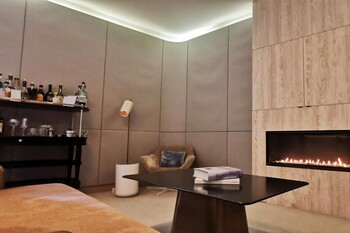 Club Lounge 5 (c) M. Dargel.