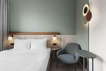fis cphfi sea view queen room 04