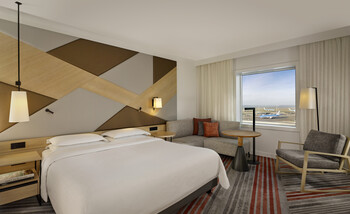 Sheraton Amsterdam Airport Hotel and Conference Center - Room