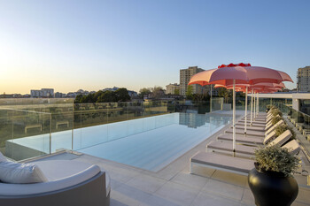 Renaissance Porto Lapa Hotel - Rooftop-Infinity-Swimming-Pool-Sunset-High