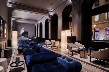 Dorothea Hotel, Budapest, Autograph Collection - Anton Bar 02