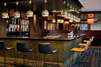 Le Meridien City Center Doha - CaZBar 