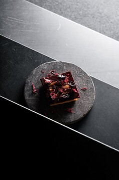 The Ritz-Carlton Hotel de la Paix, Geneva - Dans le Noir