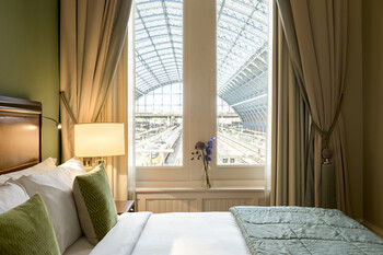 Chambers Suite
