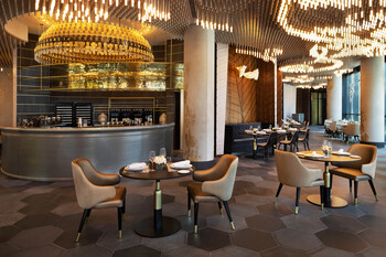 Paragraph Freedom Square, a Luxury Collection Hotel, Tbilisi - Ostigan