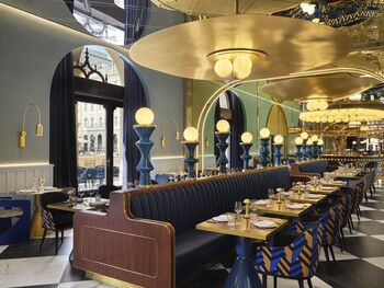 W Budapest - Nightingale