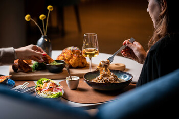 Geneva Marriott Hotel - Moments Restaurant