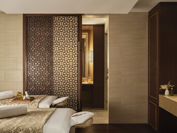 The Ritz-Carlton Vienna Spa Suite (c)Marriott International