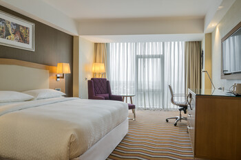 Four Points by Sheraton Debuts in Akwa Ibom - Guestroom