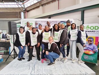 Marriott volunteers
