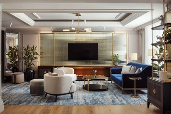 The Ritz-Carlton, Berlin Club Lounge 6