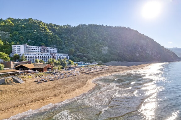 Chore Freedom and Ice Cream for Lunch: Marriott Bonvoy reveals the Simple Truth of What Kids Want on Family Holidays
