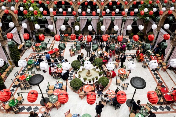 El hotel Alfonso XIII de Sevilla prepara su feria de abril